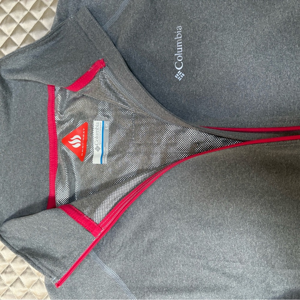Columbia 3/4 Zip - OMNI Heat to keep you warm.